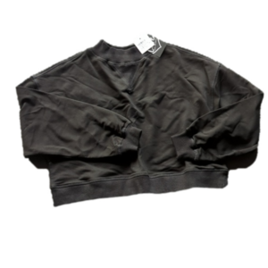 Black cropped sweatshirt NWT